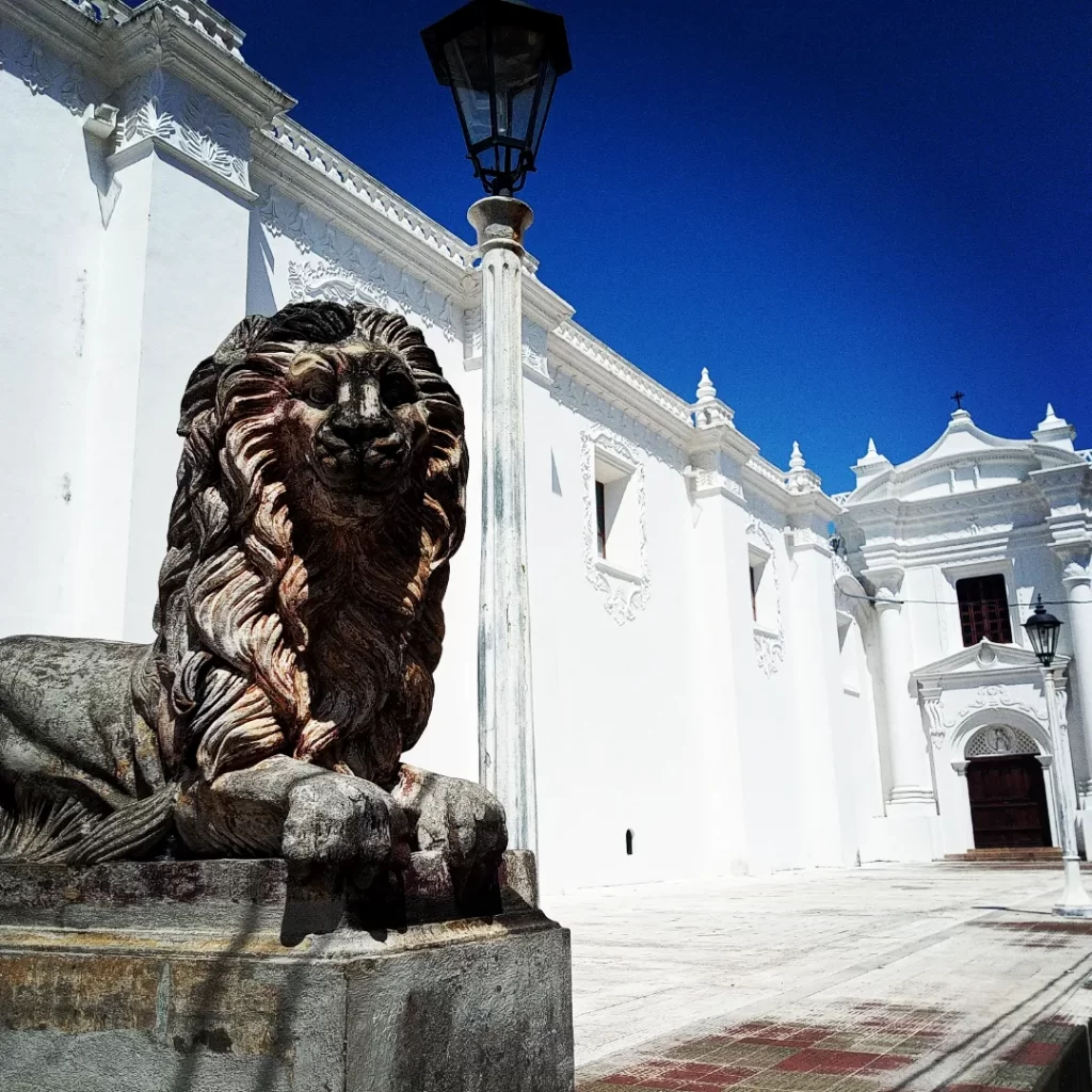 Centre de la ville de león nicaragua
